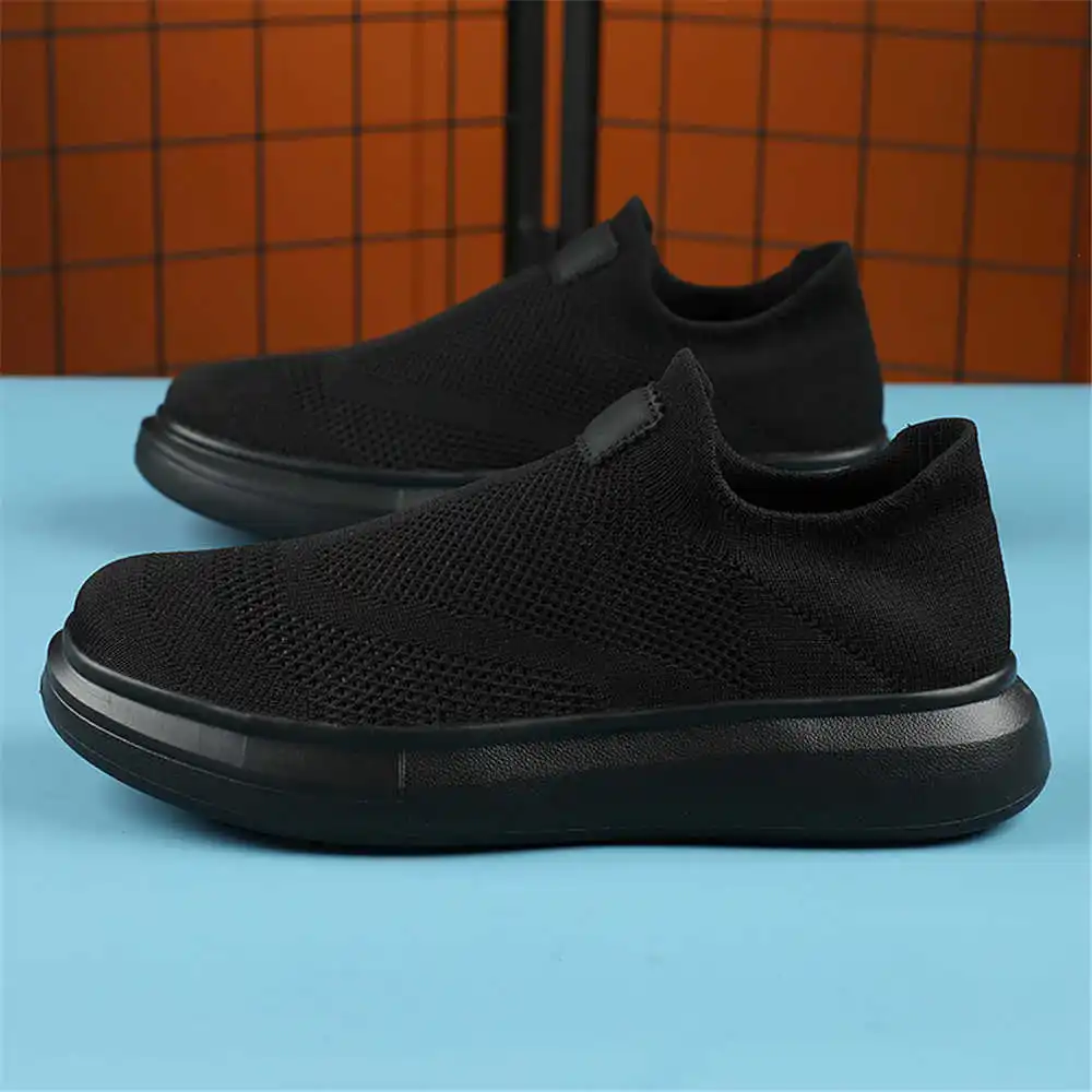 Calze con plateau scarpe marro - Home Office Tech Uk recensione e prezzo